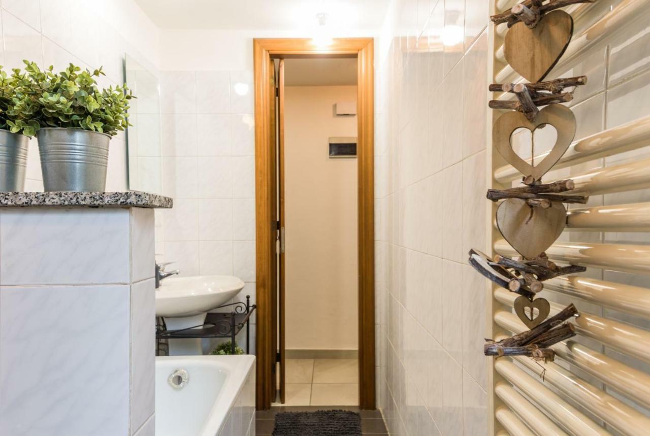 Casa Tibaldi - Bocconi Apartamento Milão Exterior foto